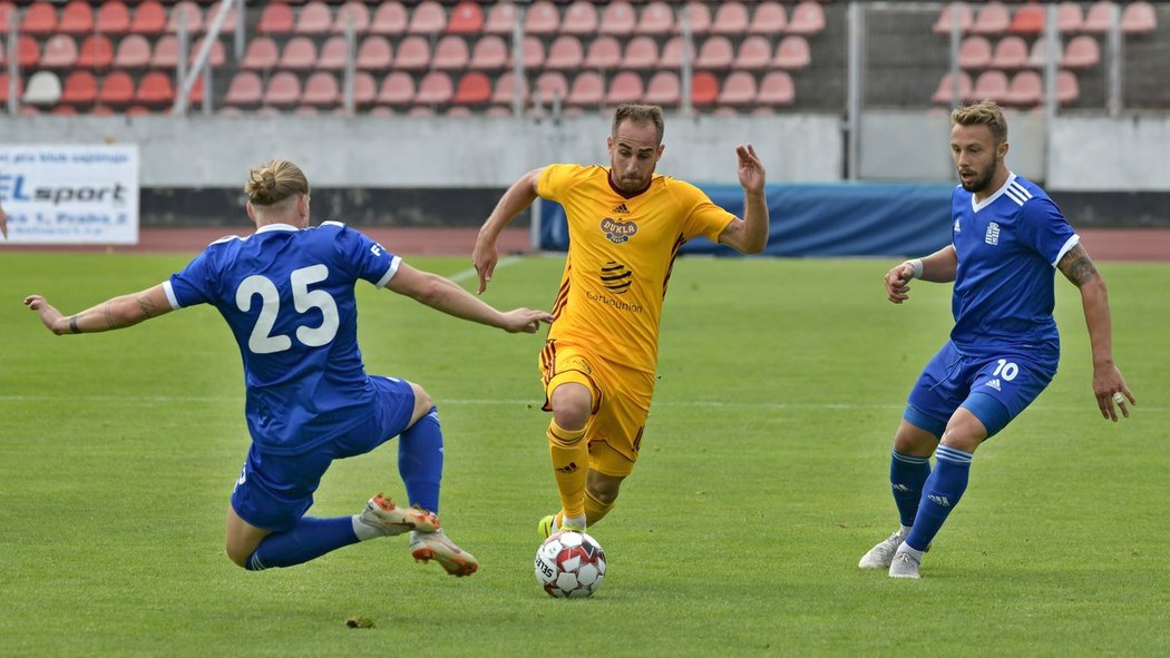 Sigma posiluje středovou řadu o zajímavého borce. V Olomouci bude působit španělský šikula Pablo González (26) z pražské Dukly. 