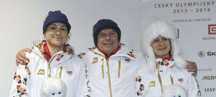 Karolína Erbanová, Petr Novák a Martina Sáblíková na společné fotografii z roku 2014.