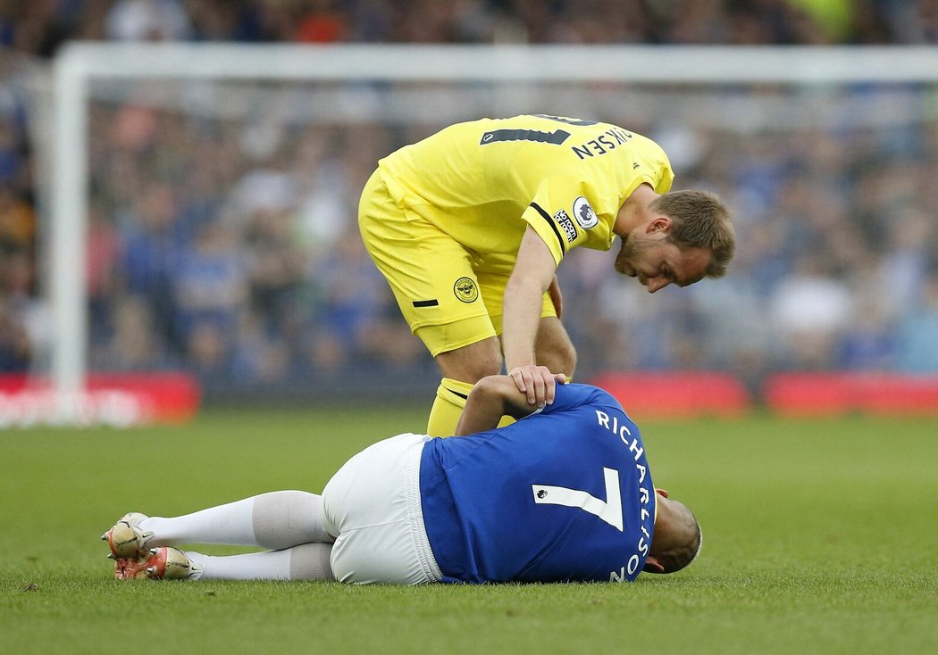 Dánský záložník Christian Eriksen se podle zahraničních médií dohodl na tříleté smlouvě s Manchesterem United