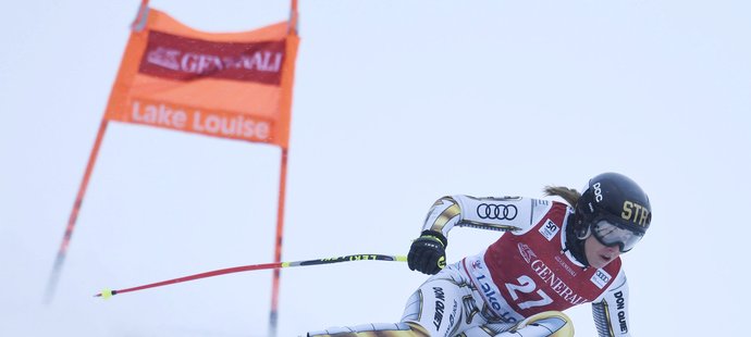 Ester Ledecká bojuje v superobřím slalomu