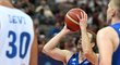 Izraelští basketbalisté zaznamenali ve skupině D první výhru, když porazili Finsko