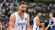 Izraelští basketbalisté zaznamenali ve skupině D první výhru, když porazili Finsko