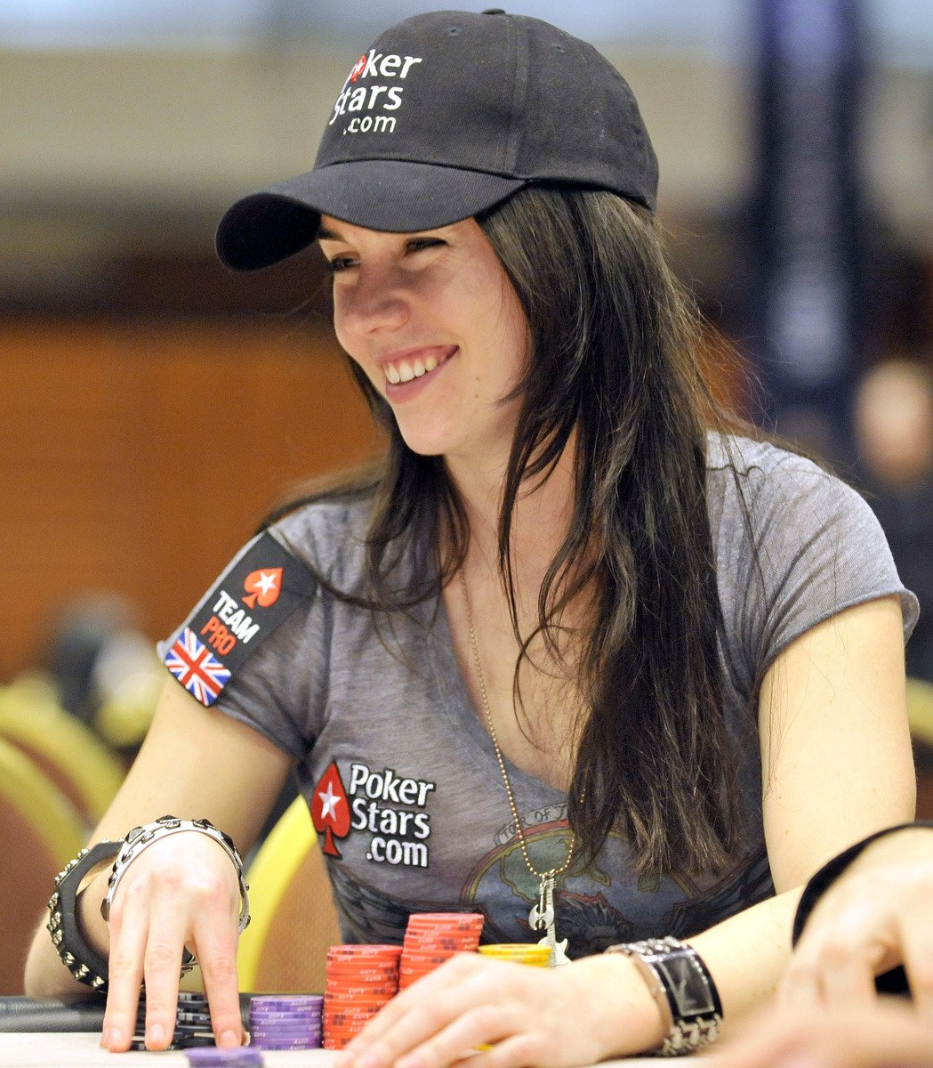 Rozesmátá pokerová hráčka Liv Boeree