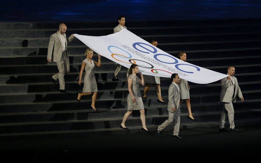 Stejně jako při olympiádě se i při Evropských hrách vyvěsila vlajka