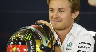 FIFA zakázala Rosbergovi mít na helmě trofej MS. Porušuje autorská práva!