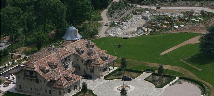 Dům Michaela Schumachera ve švýcarském Glandu. Od září 2014 ho neopustil.