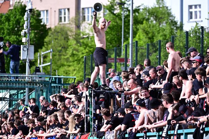 Chance Liga ONLINE: Rychlá změna v čele. Slavia srovnala, Sparta ztrácí už 0:2 Chance Liga ONLINE: Rychlá změna v čele. Slavia srovnala, Sparta ztrácí už 0:2