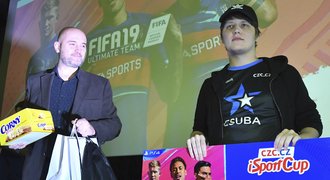 5+1 tipů, jak se zlepšit ve FIFA 19. Doporučuje bronzový RIIJK