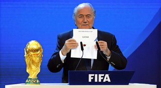 Korupce volby Kataru a Ruska neovlivnila, tvrdí FIFA. Vyšetřovatel se brání