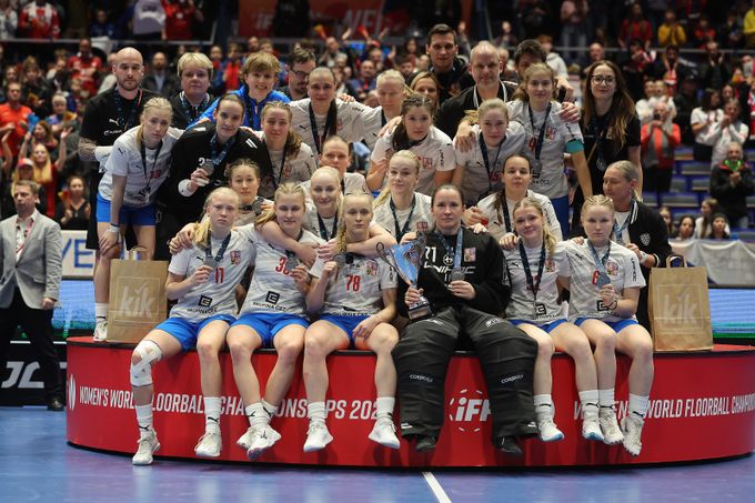 Švýcarsko – Česko 2:0. Tři tyčky a hromada šancí, florbalistky ale ve finále padly Švýcarsko – Česko 2:0. Tři tyčky a hromada šancí, florbalistky ale ve finále padly