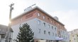 Příjemný hotel uprostřed paneláků hostí českou reprezentaci