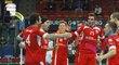 Čeští florbalisté slaví trefu v zápase proti Švýcarsku