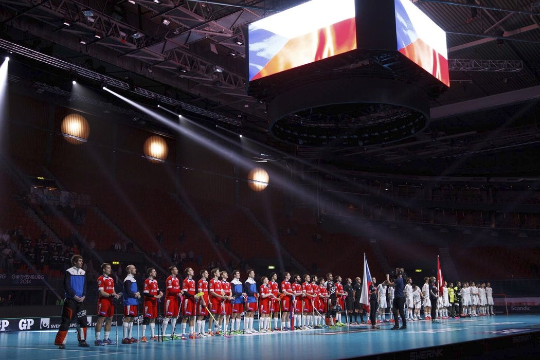 Slavnostní nástup před zápasem Česko - Švýcarsko na mistrovství světa v Göteborgu