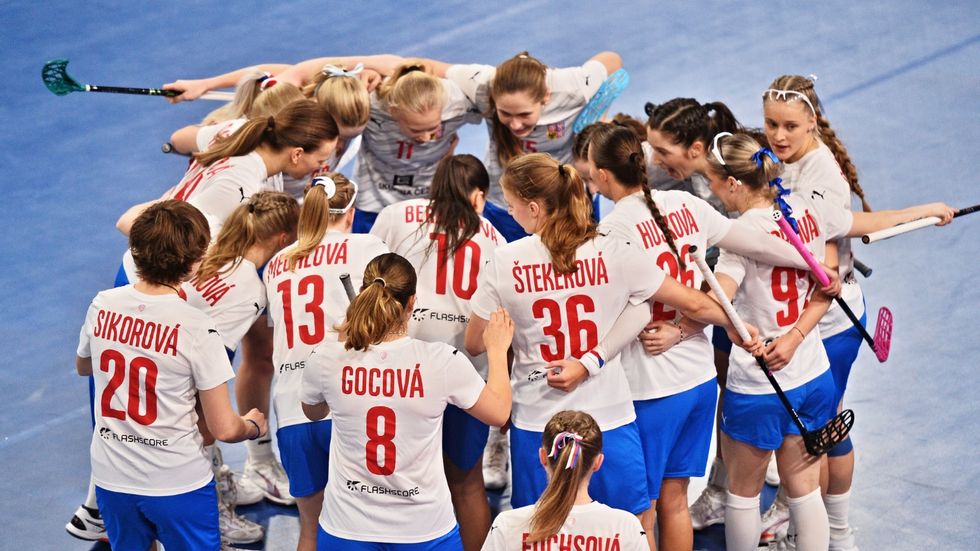 České florbalistky na MS porazily Lotyšsko 6:2 a zajistily si postup do čtvrtfinále