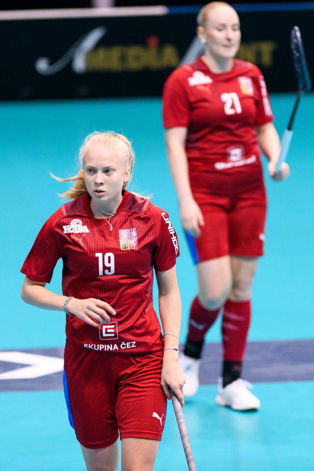 Šestnáctiletá florbalistka Karolína Klubalová prožila v seniorské reprezentaci debut jako hrom