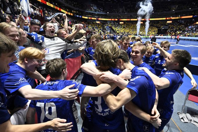 Velký obrat ve finále! Švédové doma smutní, ze zlata se raduje Finsko Velký obrat ve finále! Švédové doma smutní, ze zlata se raduje Finsko