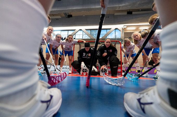 ONLINE: Česko - Dánsko. Florbalistky v Brně vstupují do domácího MS ONLINE: Česko - Dánsko. Florbalistky v Brně vstupují do domácího MS