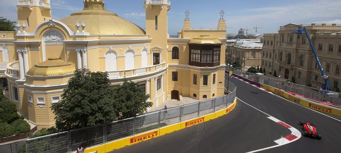 Sebastian Vettel a netradiční panorama