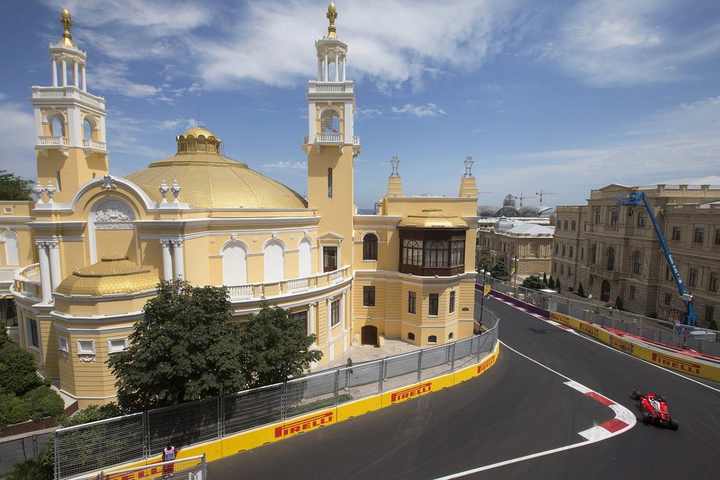 Sebastian Vettel a netradiční panorama