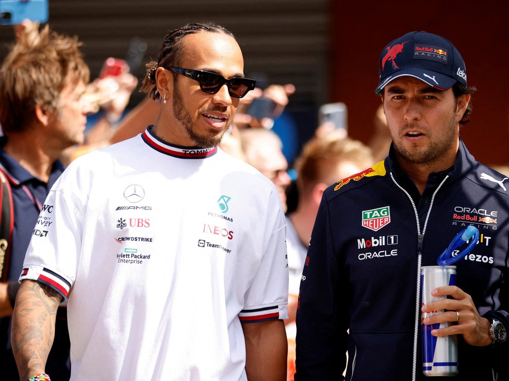 Lewis Hamilton jako nováček ve Formuli 1 »válčil« s týmovým kolegou ALonsem