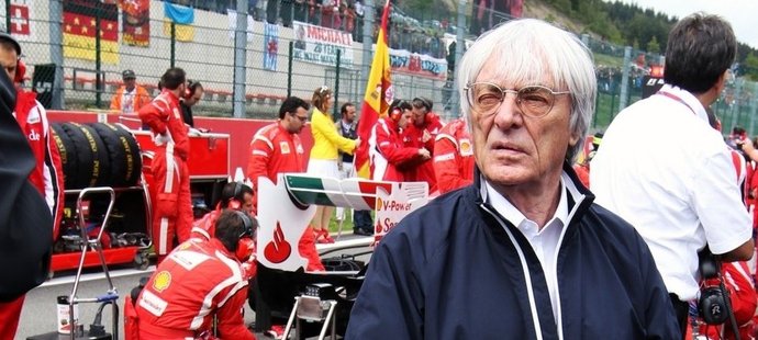 Promotér formule 1 Bernie Ecclestone