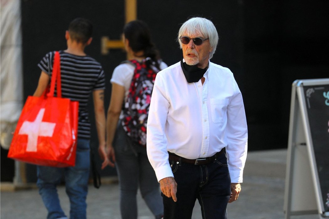 Bernie Ecclestone, někdejší boss F1, byl obviněn z daňových úniků