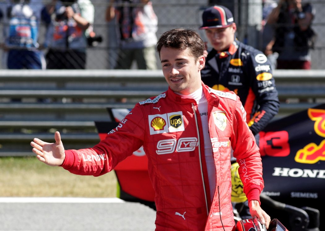 Charles Leclerc s Ferrari vyhrál kvalifikaci na VC Rakouska