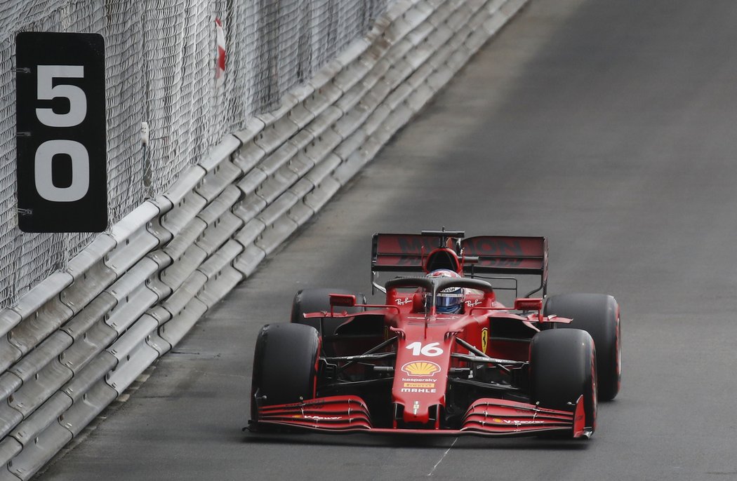 Charles Leclerc v monacké kvalifikaci