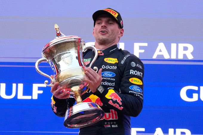 Verstappenův triumf i Antonelliho šach. Russell měl opět smůlu: Skoro se tomu už musím smát Verstappenův triumf i Antonelliho šach. Russell měl opět smůlu: Skoro se tomu už musím smát