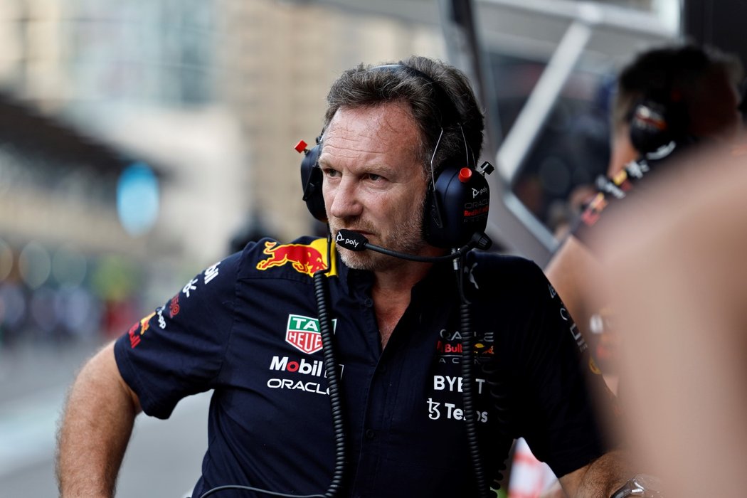 Šéf RedBullu Christian Horner při kvalifikaci