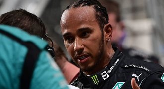 Drama v F1! Hamilton vyhrál divoký závod, s Verstappenem mají stejně bodů