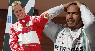 Schumacher byl stejně lepší než Hamilton? Polemiku neutne ani rekord