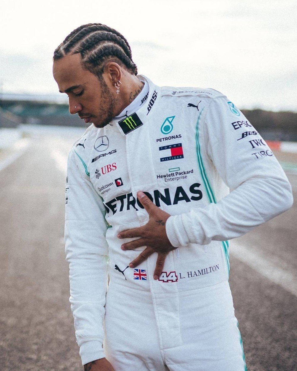 Lewis Hamilton vstupuje do nové sezony jako úřadující mistr světa formule 1