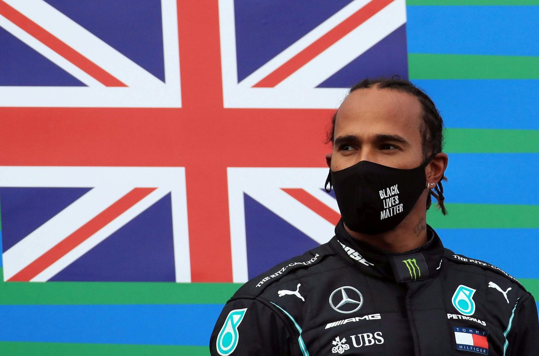 Lewis Hamilton pořád nemá smlouvu