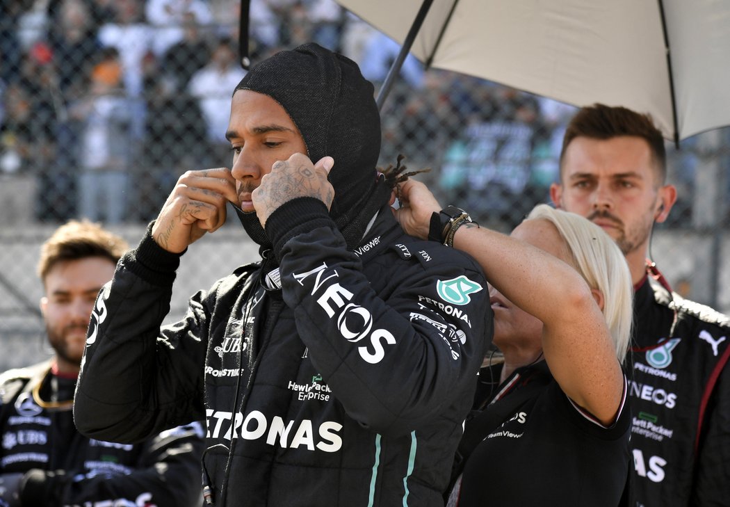 Lewis Hamilton po závodě formule 1