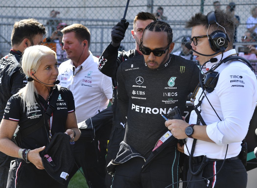 Lewis Hamilton jako nováček ve Formuli 1 »válčil« s týmovým kolegou ALonsem