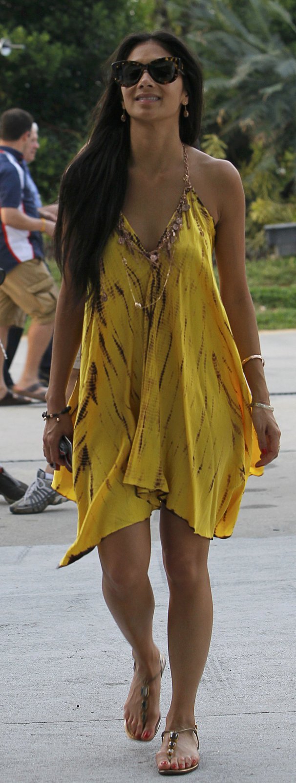 Přítelkyně Lewise Hamiltona, zpěvačka Nicole Scherzinger na okruhu v Sepangu