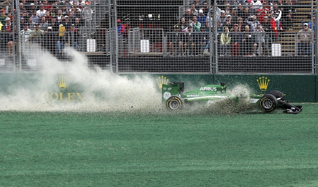 Kamui Kobayashi ze stáje Caterham se do cíle Velké ceny Austrálie nepodíval