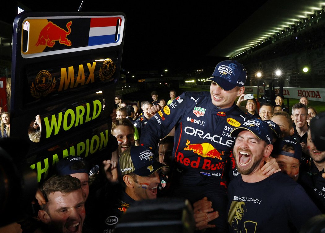 Jak se Max Verstappen stal mistrem světa?