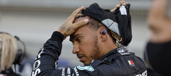 Lewis Hamilton se na začátku sezony nepotkal s dobrou formou