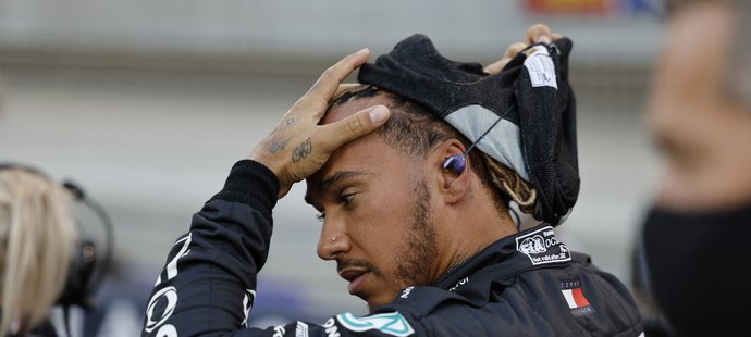 Lewis Hamilton se na začátku sezony nepotkal s dobrou formou