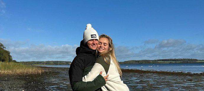 Zamilovaný pár Mick Schumacher a Laila Hasanovicová. To už neplatí. Hasanovičová dala přednost tenistovi.