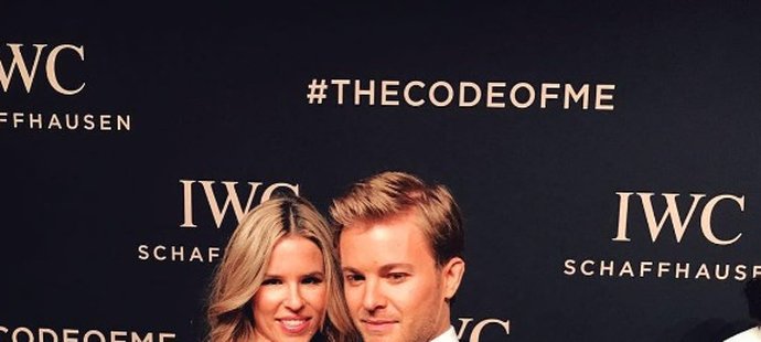 Mistr světa F1 Nico Rosberg s manželkou navštívili galavečer výrobce luxusních hodinek.
