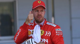 Vettel skončí ve Ferrari, nedohodl se na smlouvě. Kdo by ho mohl nahradit?