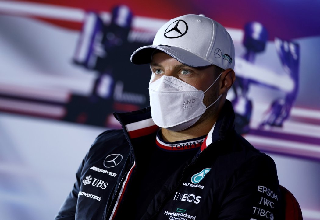 Valtteri Bottas po sezoně opustí Mercedes. Od roku 2022 bude závodit za stáj Alfa Romeo