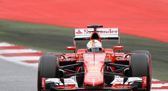 V Rakousku byl nejrychlejší Vettel. Massa málem přejel šéfa Ferrari