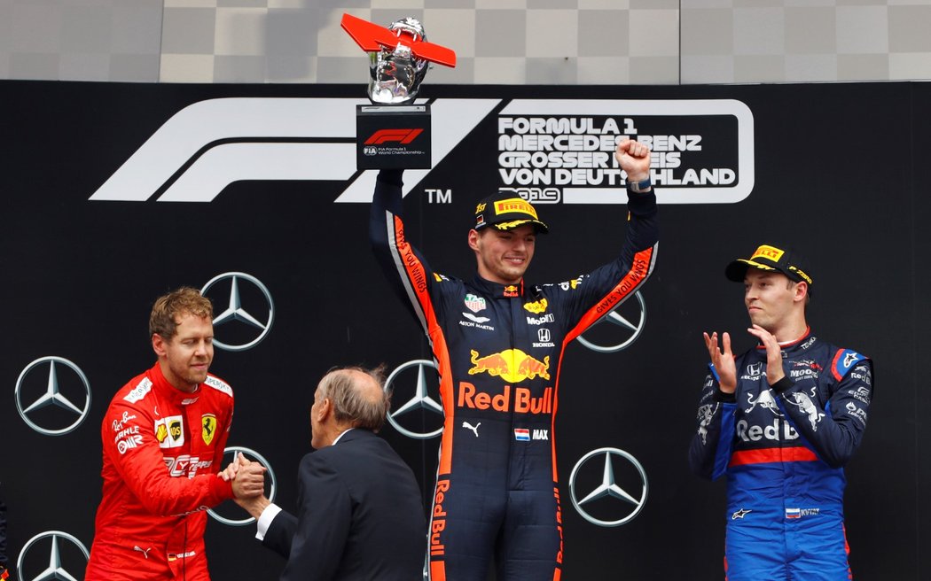 Velkou cenu německa ovládl závodník Red Bullu Max Verstappen