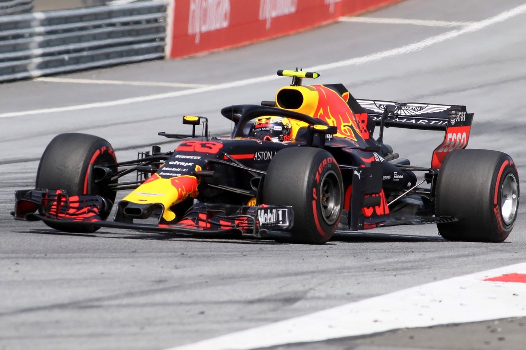 Belgický závodník Max Verstappen vyhrál Velkou cenu Rakouska