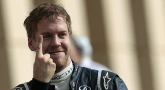 Vettel se dočkal, v Bahrajnu vyhrál první kvalifikaci v sezoně