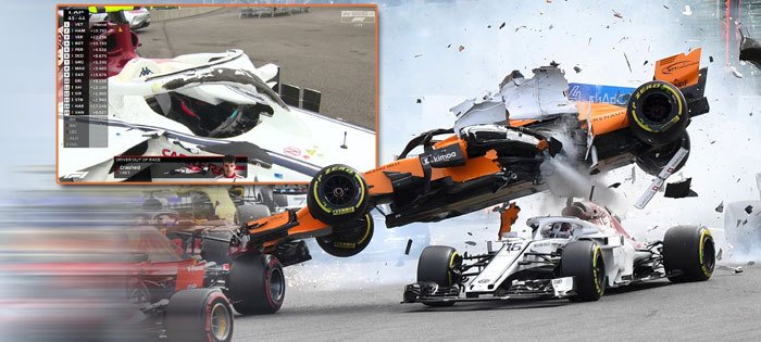 Charles Leclerc se při Velké ceně Belgie ocitl pod McLarenem Fernanda Alonsa, zachránilo ho halo